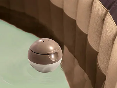 Spa gonflable Intex avec chlore